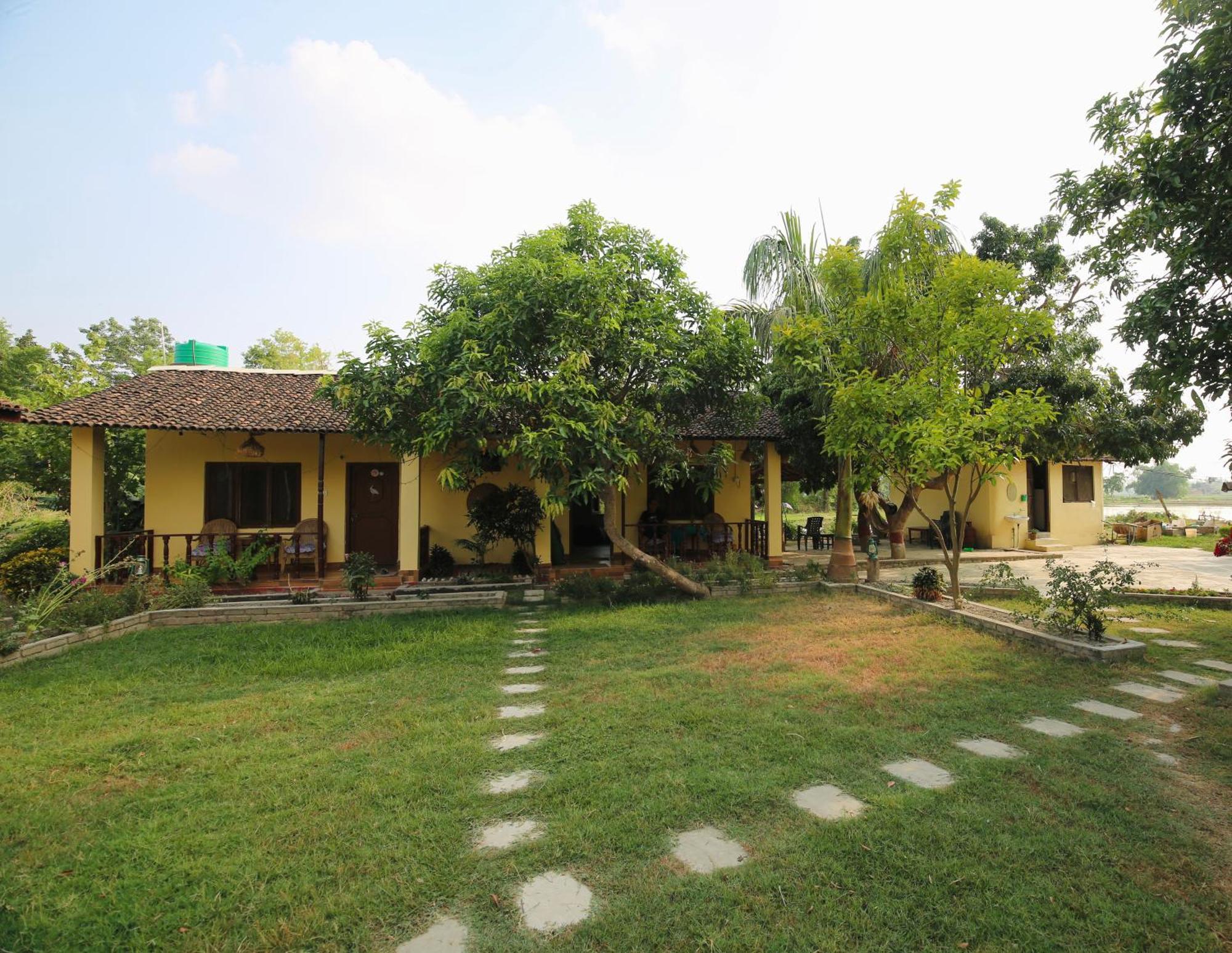 Bardia Eco Friendly Homestay Bardiya Bagian luar foto